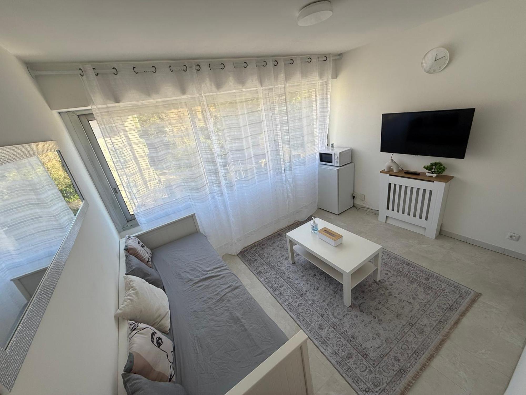 Studio Cosy Entierement Equipe Nice Bagian luar foto